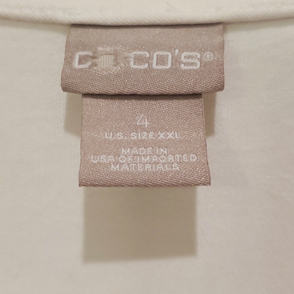 Chicos soft white tee with red and gold stars 2x - Picture 3 of 4